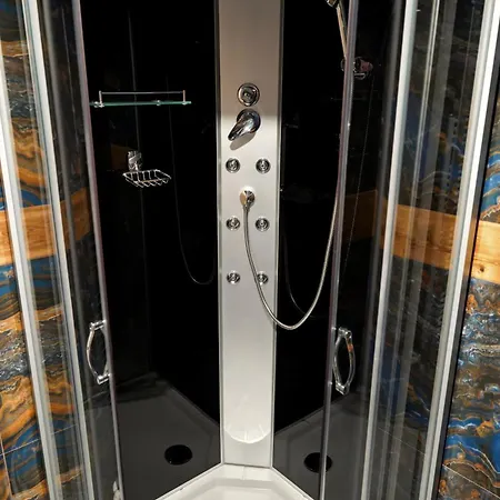 Hotel Raj 4*