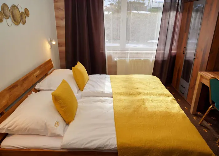 Hotel Raj